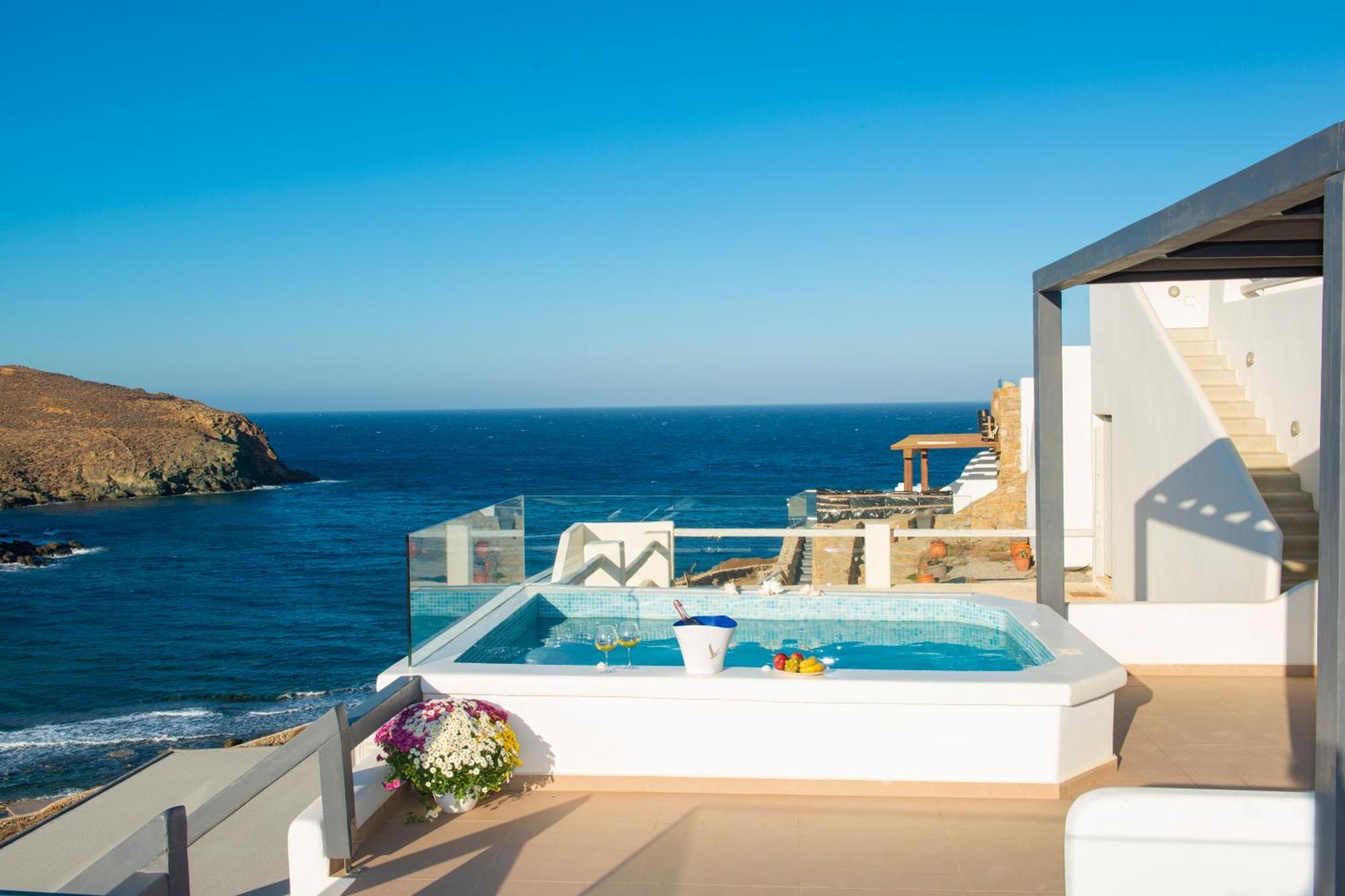 Myrsini'S Luxury Suites Merchia Mykonos Town Экстерьер фото