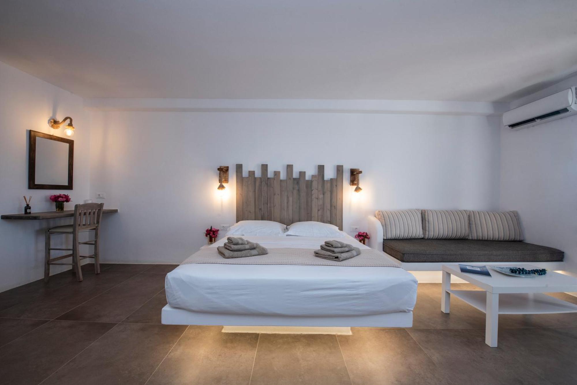 Myrsini'S Luxury Suites Merchia Mykonos Town Экстерьер фото